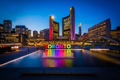 m_Toronto_destination_main_2_l_667_1000